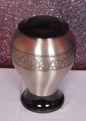 Urn-89